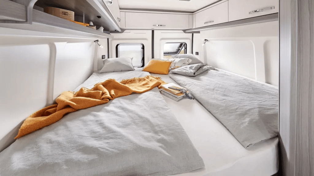 beds 4x4 VAN