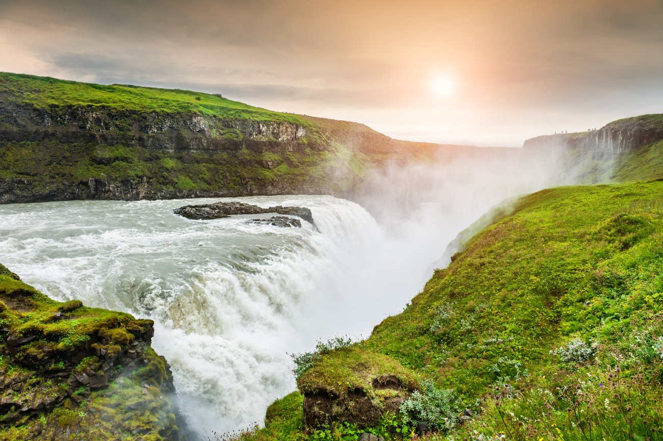 Cascada del Círculo de Oro en Islandia durante la gran vuelta