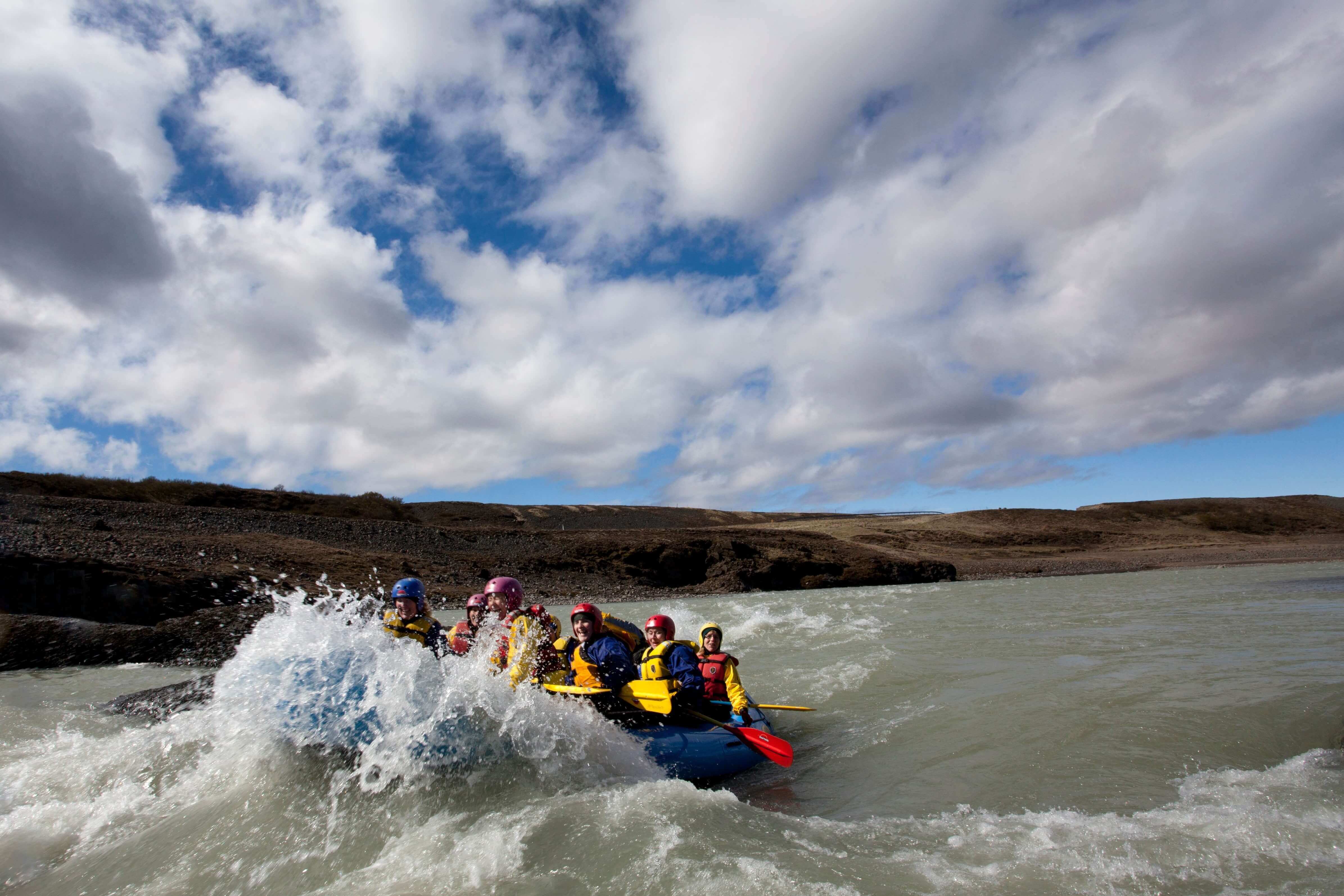 Rafting in Hvitá river, Golden Circle