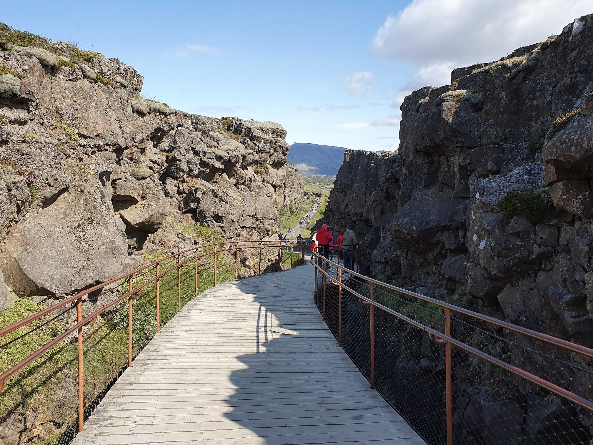 almannagja thingvellir islandia