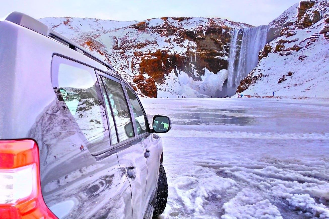 coche alquiler invierno Islandia