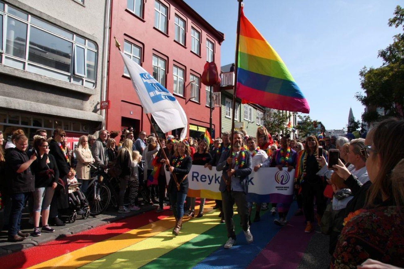 tendencias-verano-2025-islandia-semana-orgullo-reykjavik