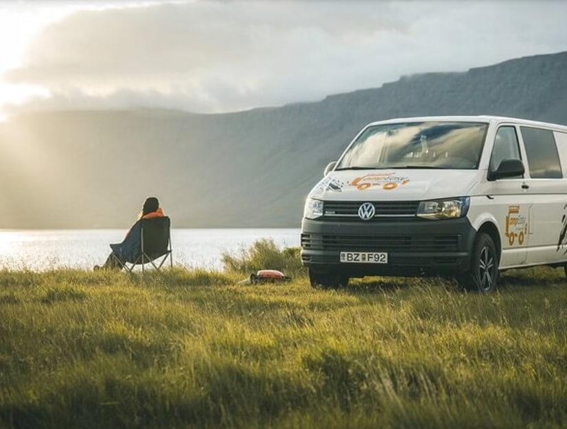 Viaje en furgoneta en Islandia