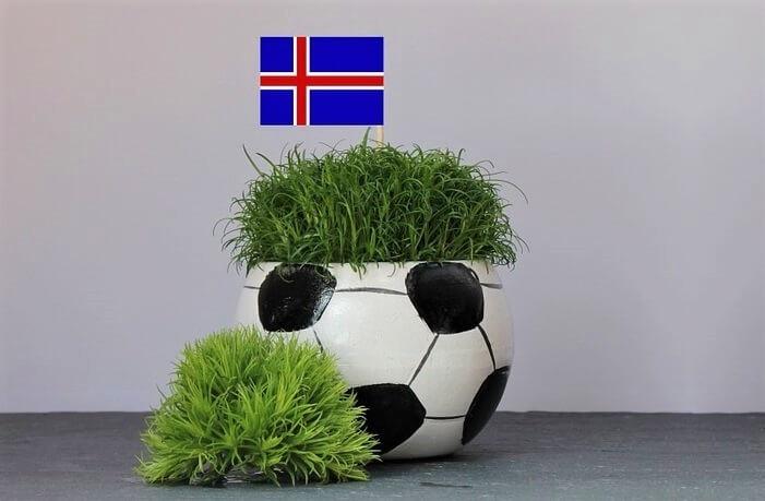 Futbol en Islandia bandera islandesa